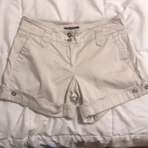 Kaki shorts size 0